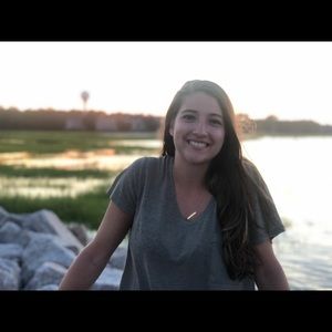 Meet your Posher, Katelyn